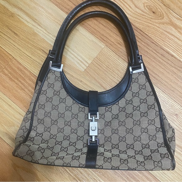 Vintage GUCCI purse. Y2k, authentic Gucci bag in great condition! - Picture 2 of 7
